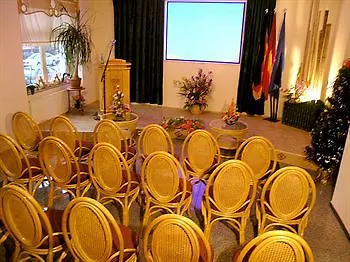Karlshorst Hotel 3*