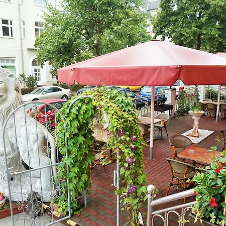 ホテル Karlshorst 3*