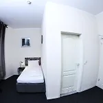 Karlshorst 3* برلين