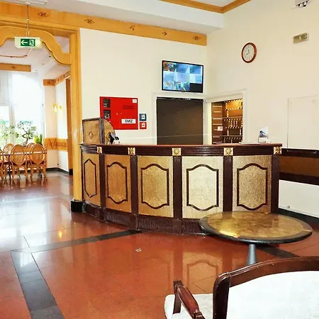 Karlshorst Hotel 3*
